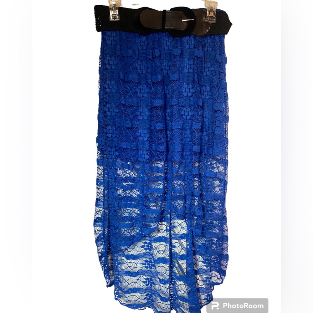 Nobo no boundaries Blue lace belted skirt Juniors medium 7 - 9  hi low 
Guc